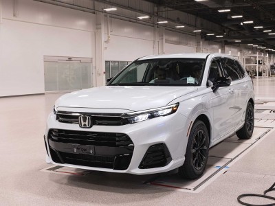 Le Honda CR-V à hydrogène débute sa production