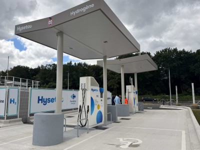 Carrefour ouvre sa première station hydrogène en France