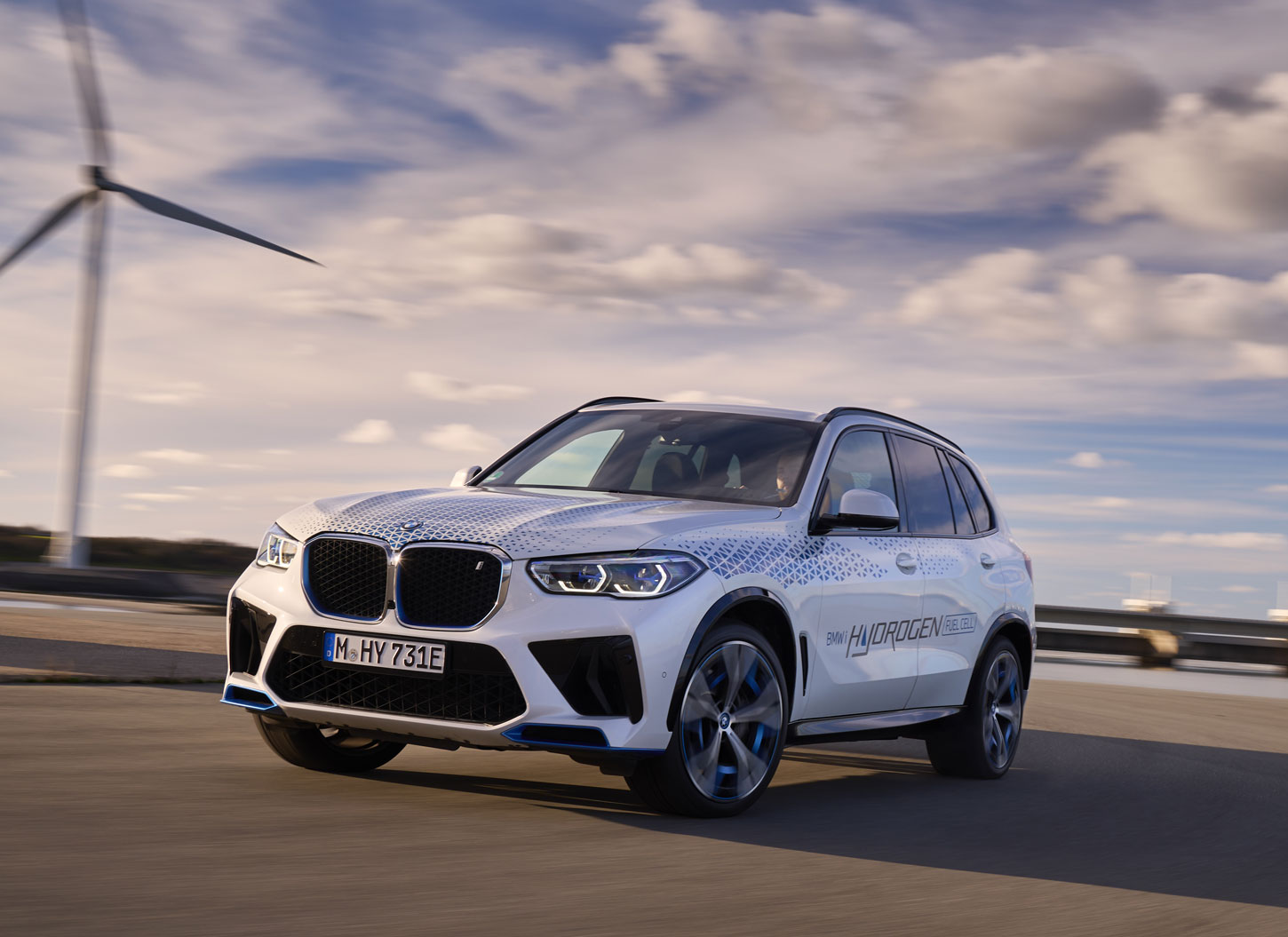 BMW iX5 : le SUV à hydrogène franchit un nouveau cap